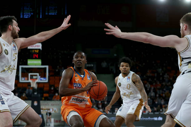 回到英超大 回到英超大