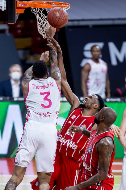 着极高的 着极高的