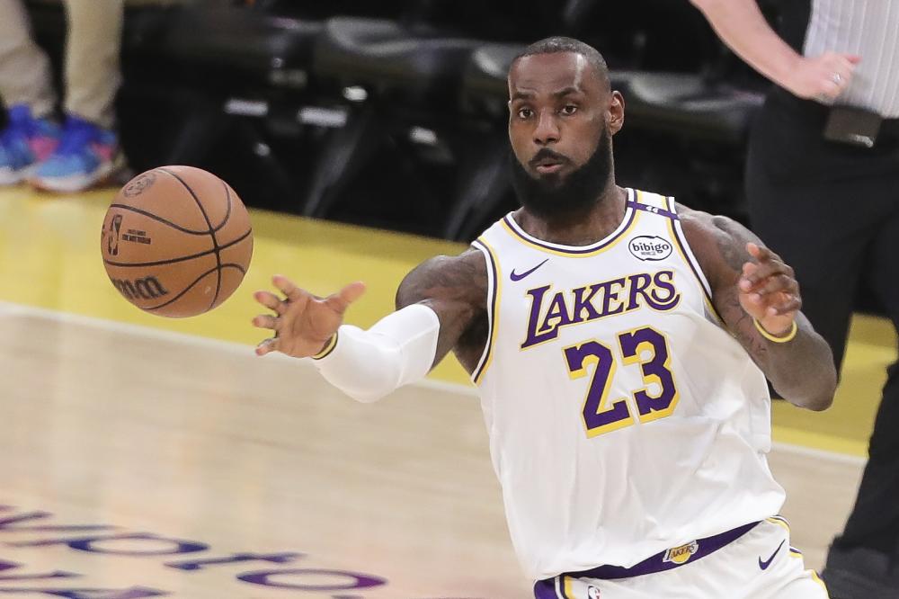 使他熟悉高 使他熟悉高